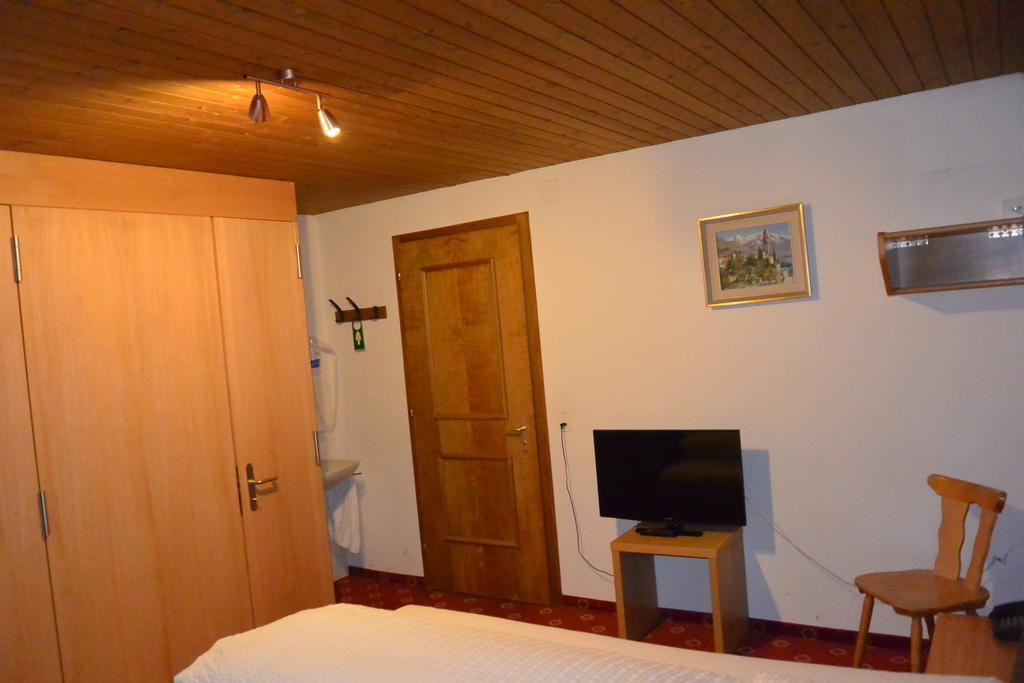 Voegeli Alpenhotel Malbun Quarto foto